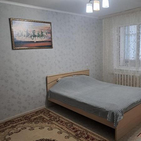 Ferienwohnung 1 Комн Квартира Рн Сазда Бц Мир В Центре Aqtöbe Exterior foto